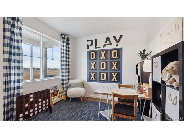 13936 Garnet Dr, Longmont, CO 80504