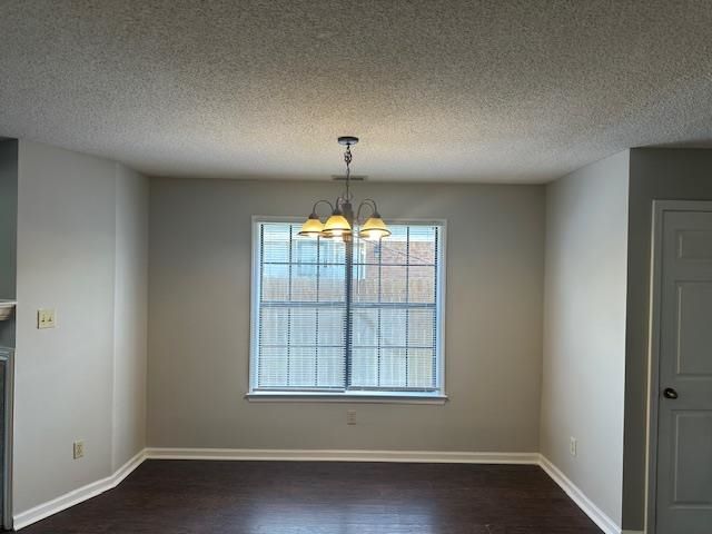 1615 SORGHUM MILL DR, Memphis, TN 38016