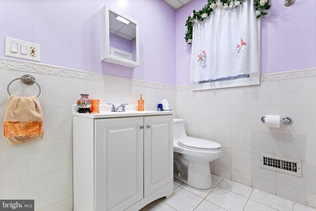 122 S LINCOLN AVE, Middlesex, NJ 08846