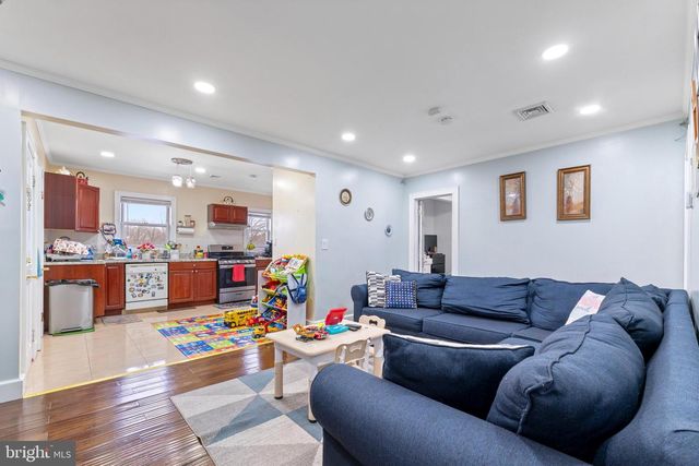 122 S LINCOLN AVE, Middlesex, NJ 08846