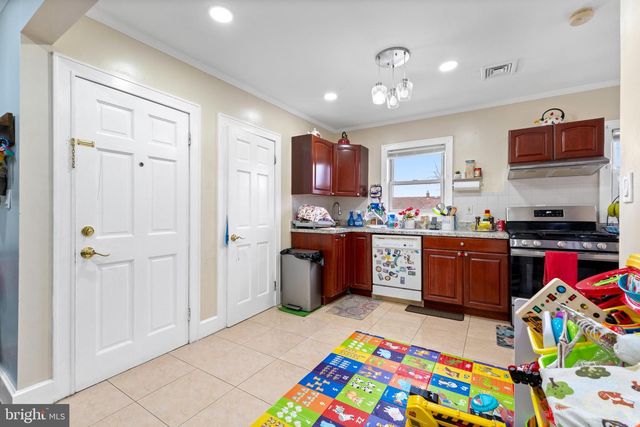 122 S LINCOLN AVE, Middlesex, NJ 08846