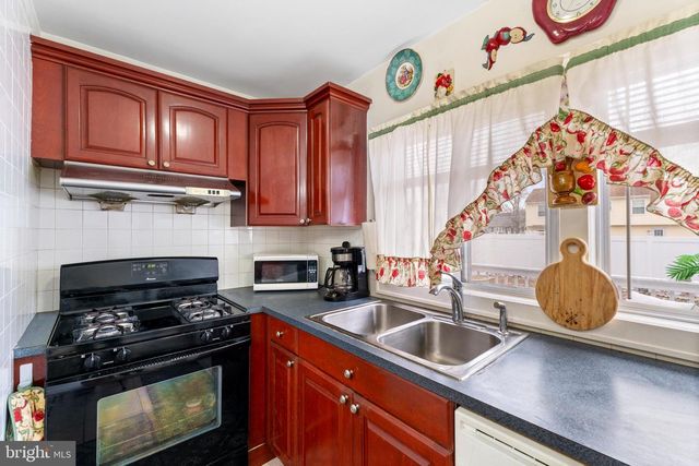 122 S LINCOLN AVE, Middlesex, NJ 08846