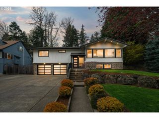 5619 Sw WINDSOR Ct, Portland, OR 97221