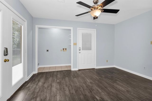 586 Diggs Rd Road, Willis, TX 77378