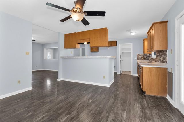 586 Diggs Rd Road, Willis, TX 77378