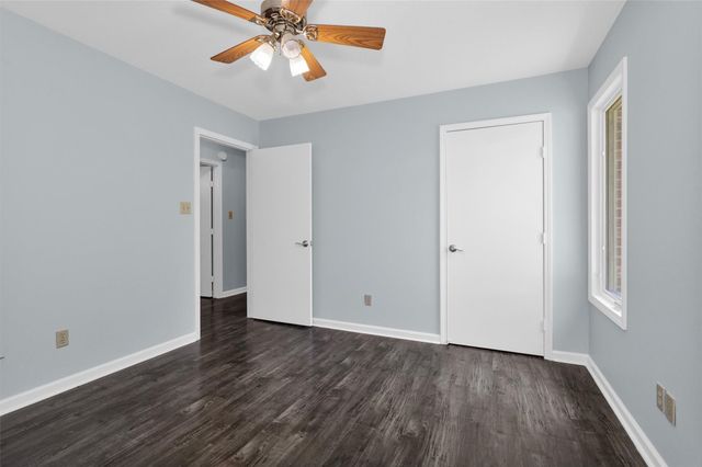586 Diggs Rd Road, Willis, TX 77378