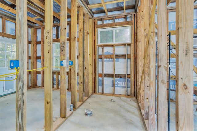 586 Diggs Rd Road, Willis, TX 77378