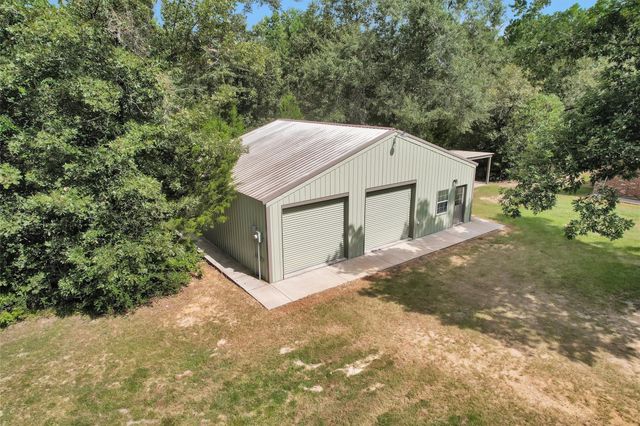 586 Diggs Rd Road, Willis, TX 77378