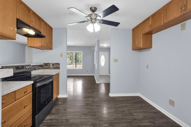 586 Diggs Rd Road, Willis, TX 77378