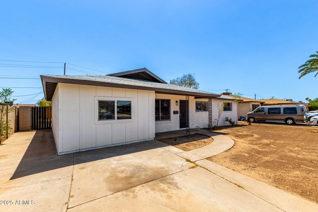 715 E 8TH Avenue, Mesa, AZ 85204