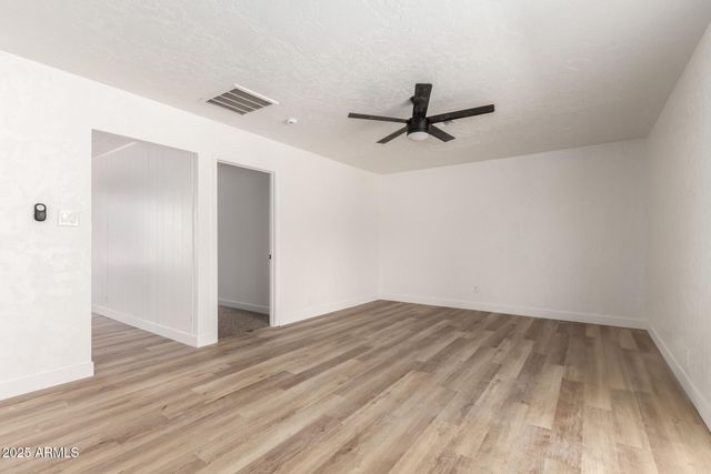 715 E 8TH Avenue, Mesa, AZ 85204