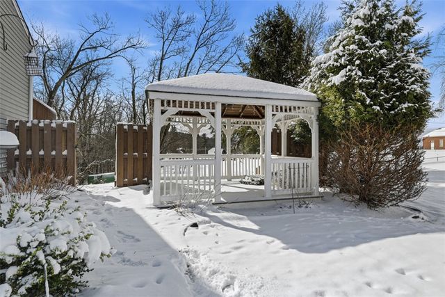 62 Greenleaf Dr., West Deer, PA 15024