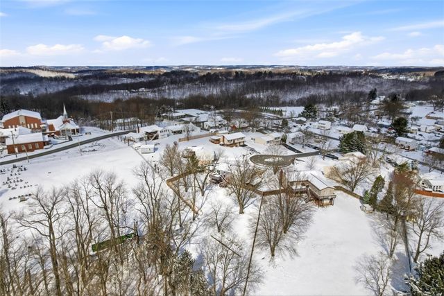 62 Greenleaf Dr., West Deer, PA 15024