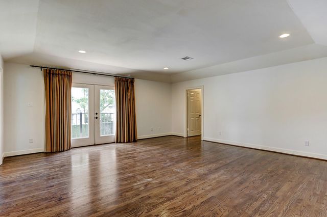 2911 University Boulevard, Houston, TX 77005