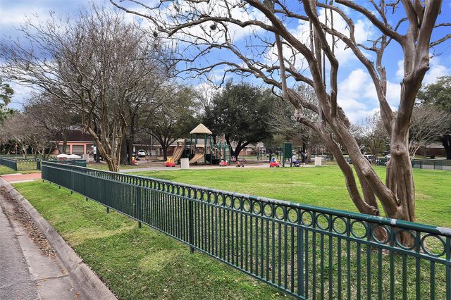 2911 University Boulevard, Houston, TX 77005