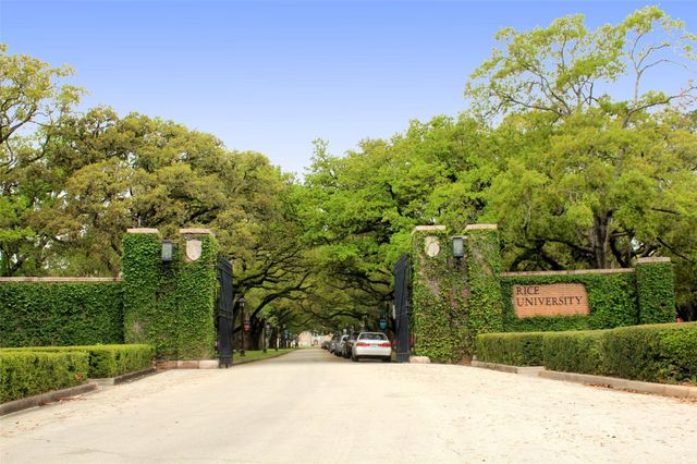 2911 University Boulevard, Houston, TX 77005