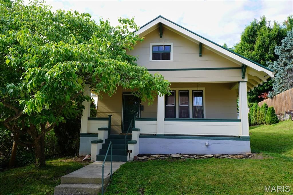 130 E 2nd Street, Hermann, MO 65041