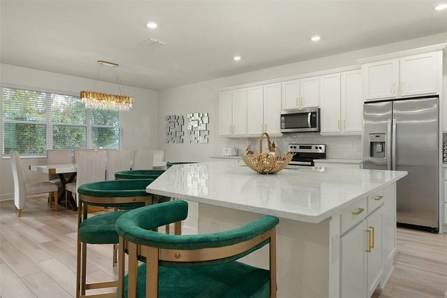 1262 AUGUSTUS DRIVE, Davenport, FL 33896