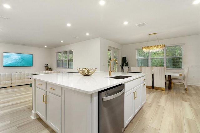 1262 AUGUSTUS DRIVE, Davenport, FL 33896