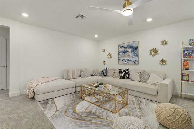 1262 AUGUSTUS DRIVE, Davenport, FL 33896