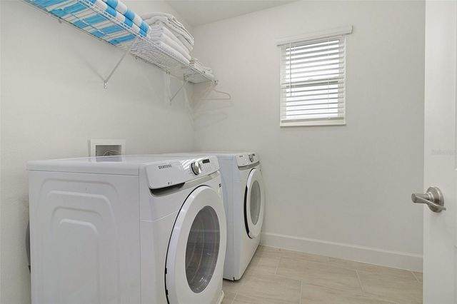 1262 AUGUSTUS DRIVE, Davenport, FL 33896