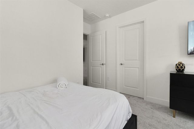 1262 AUGUSTUS DRIVE, Davenport, FL 33896