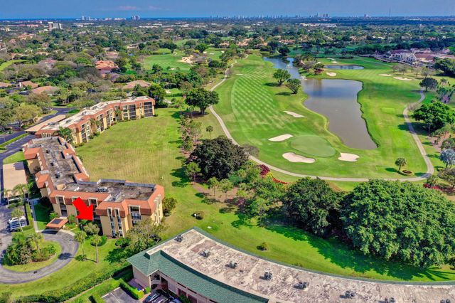 5390 Woodland Lakes Drive 102, Palm Beach Gardens, FL 33418