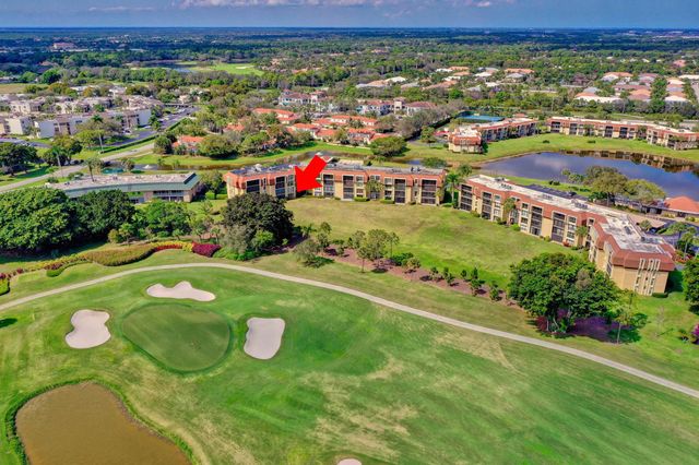 5390 Woodland Lakes Drive 102, Palm Beach Gardens, FL 33418