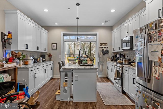 2323 FEDERAL ST, Philadelphia, PA 19146