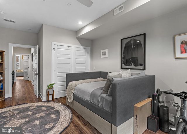 2323 FEDERAL ST, Philadelphia, PA 19146