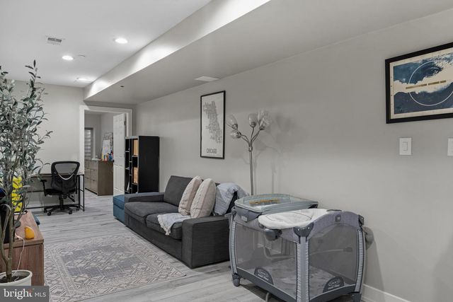 2323 FEDERAL ST, Philadelphia, PA 19146