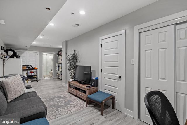 2323 FEDERAL ST, Philadelphia, PA 19146