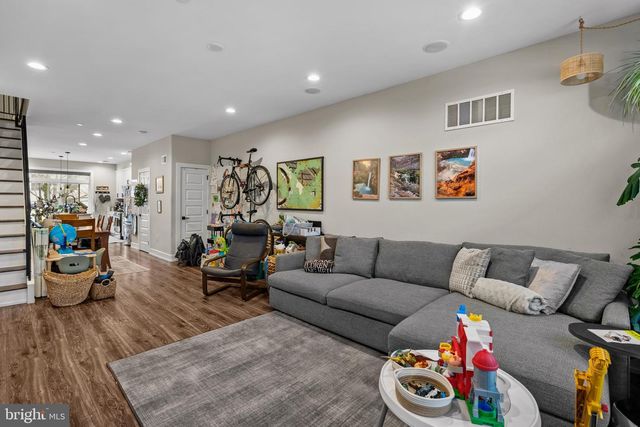 2323 FEDERAL ST, Philadelphia, PA 19146