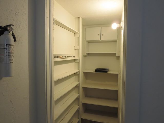 1315 Jackson Street, Kalamazoo, MI 49001