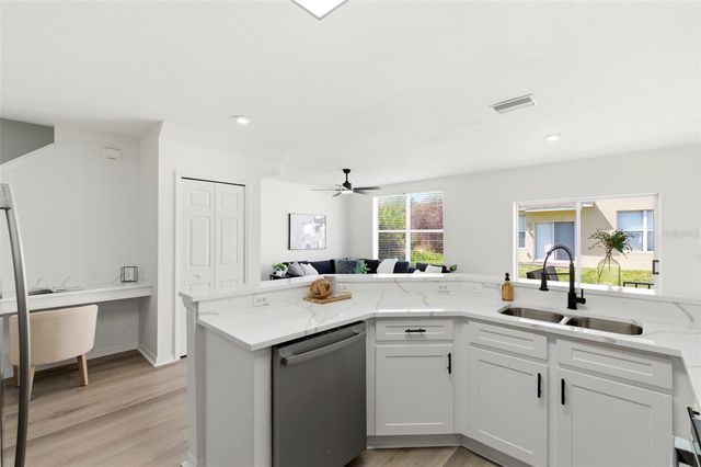 6215 CRESTDALE PLACE, Riverview, FL 33578