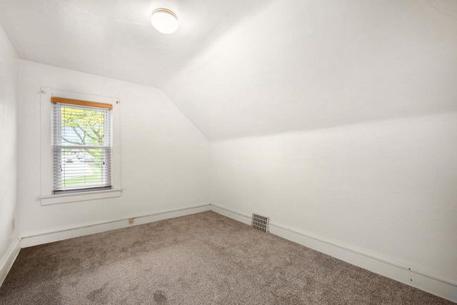 9313 W Hayes AVENUE, West Allis, WI 53227