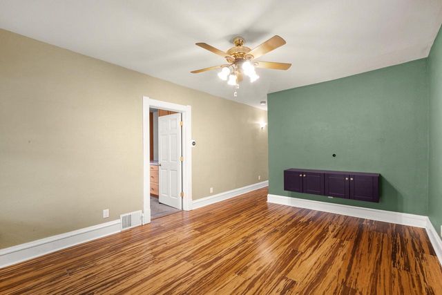 9313 W Hayes AVENUE, West Allis, WI 53227