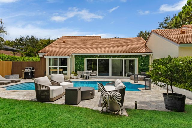2291 Las Casitas Drive, Wellington, FL 33414