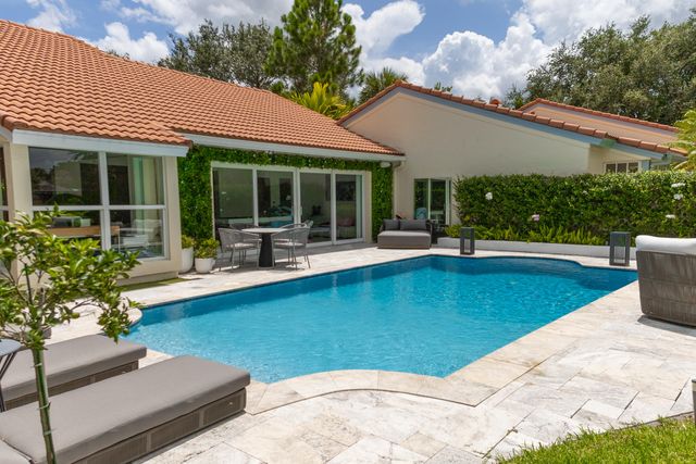 2291 Las Casitas Drive, Wellington, FL 33414