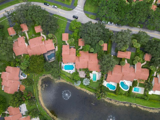 2291 Las Casitas Drive, Wellington, FL 33414