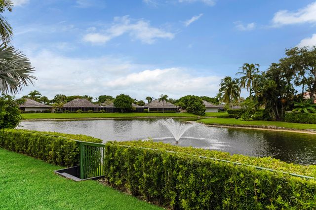 2291 Las Casitas Drive, Wellington, FL 33414