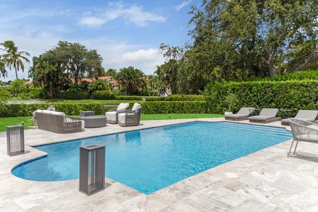 2291 Las Casitas Drive, Wellington, FL 33414