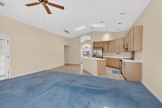 3149 Ashkirk Loop SE, Rio Rancho, NM 87124