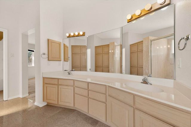 3149 Ashkirk Loop SE, Rio Rancho, NM 87124