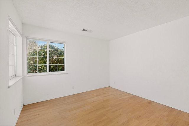 3149 Ashkirk Loop SE, Rio Rancho, NM 87124