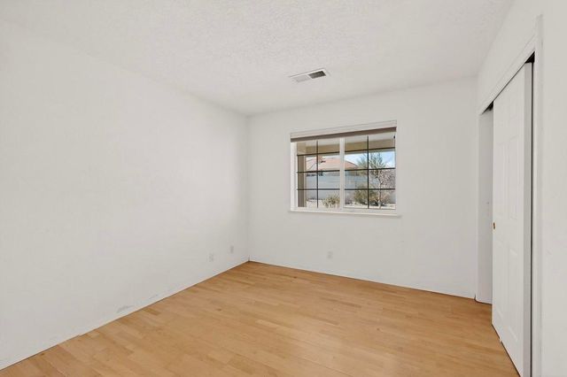 3149 Ashkirk Loop SE, Rio Rancho, NM 87124