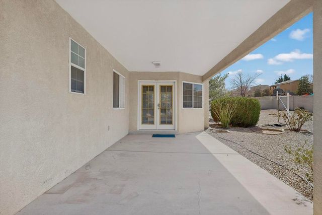 3149 Ashkirk Loop SE, Rio Rancho, NM 87124