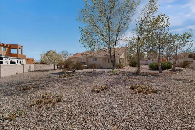 3149 Ashkirk Loop SE, Rio Rancho, NM 87124