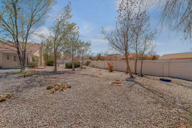 3149 Ashkirk Loop SE, Rio Rancho, NM 87124