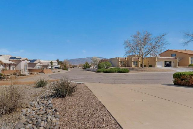 3149 Ashkirk Loop SE, Rio Rancho, NM 87124